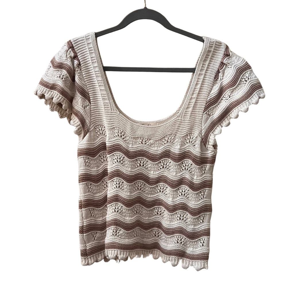 Jessica Simpson tan and cream Crochet Scalloped Top Size XL